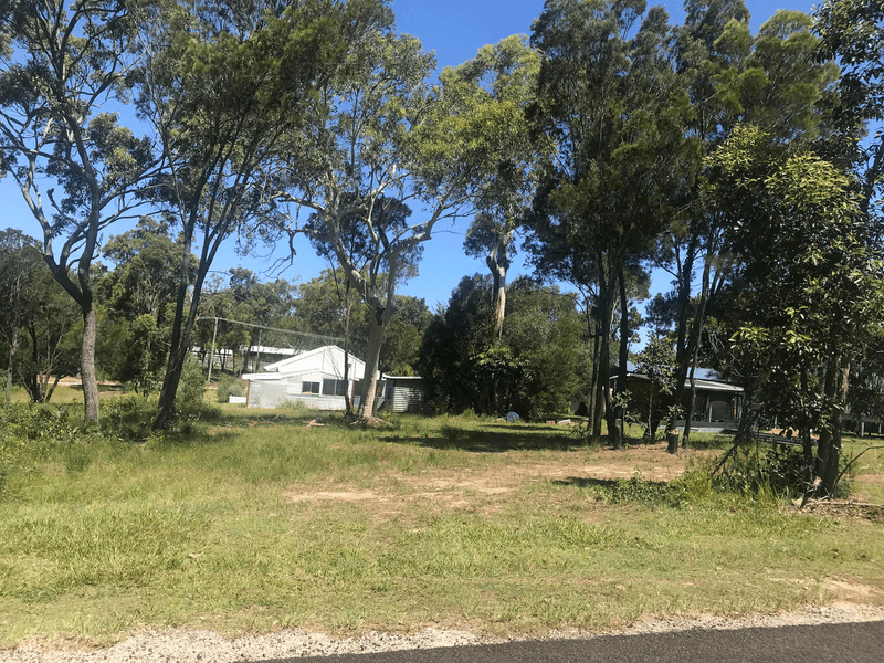 22 George Street, Macleay Island, QLD 4184