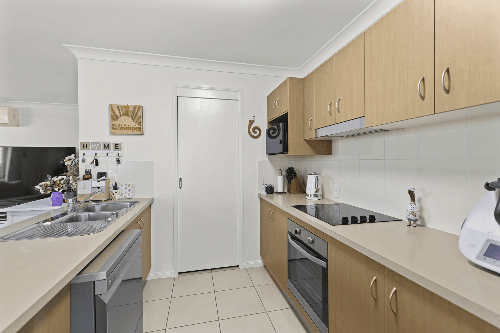 2/18 Varuna Court, ROTHWELL, QLD 4022