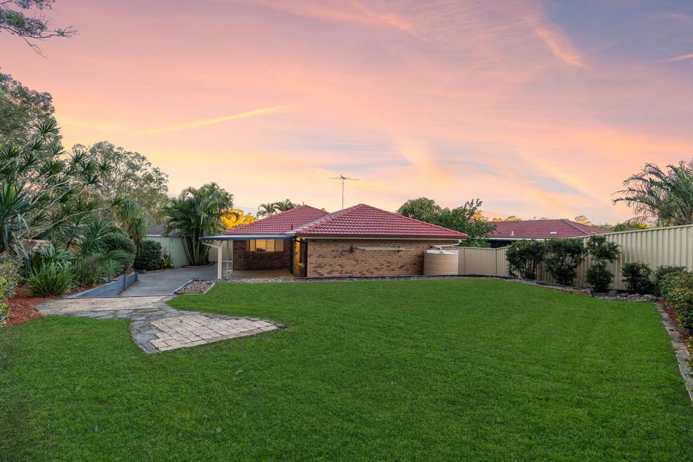 16 Rowena Court, BORONIA HEIGHTS, QLD 4124