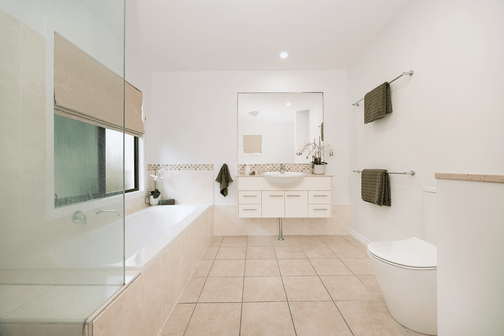 46 Watcombe Street, WAVELL HEIGHTS, QLD 4012