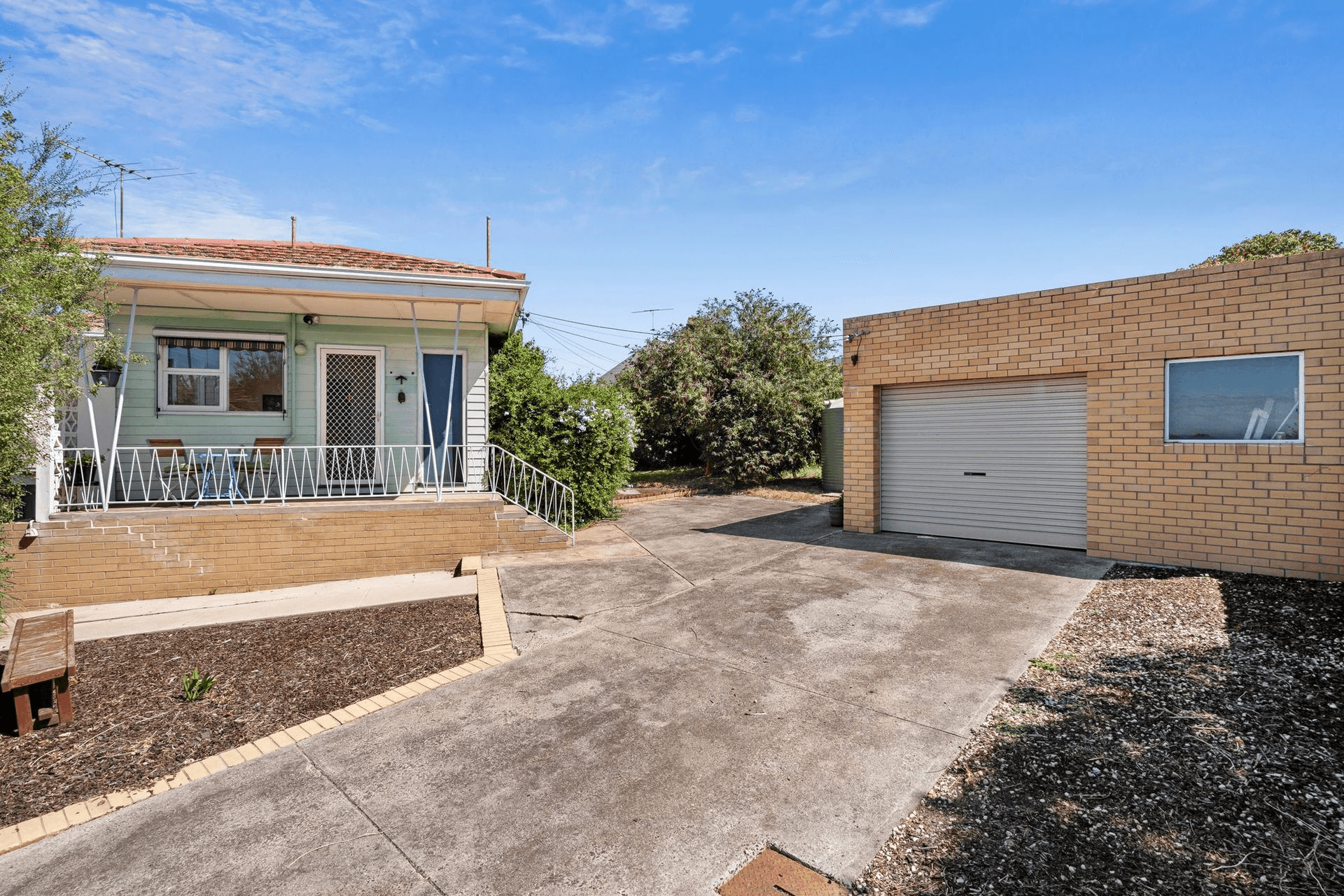 16 Sycamore Street, Hamlyn Heights, VIC 3215