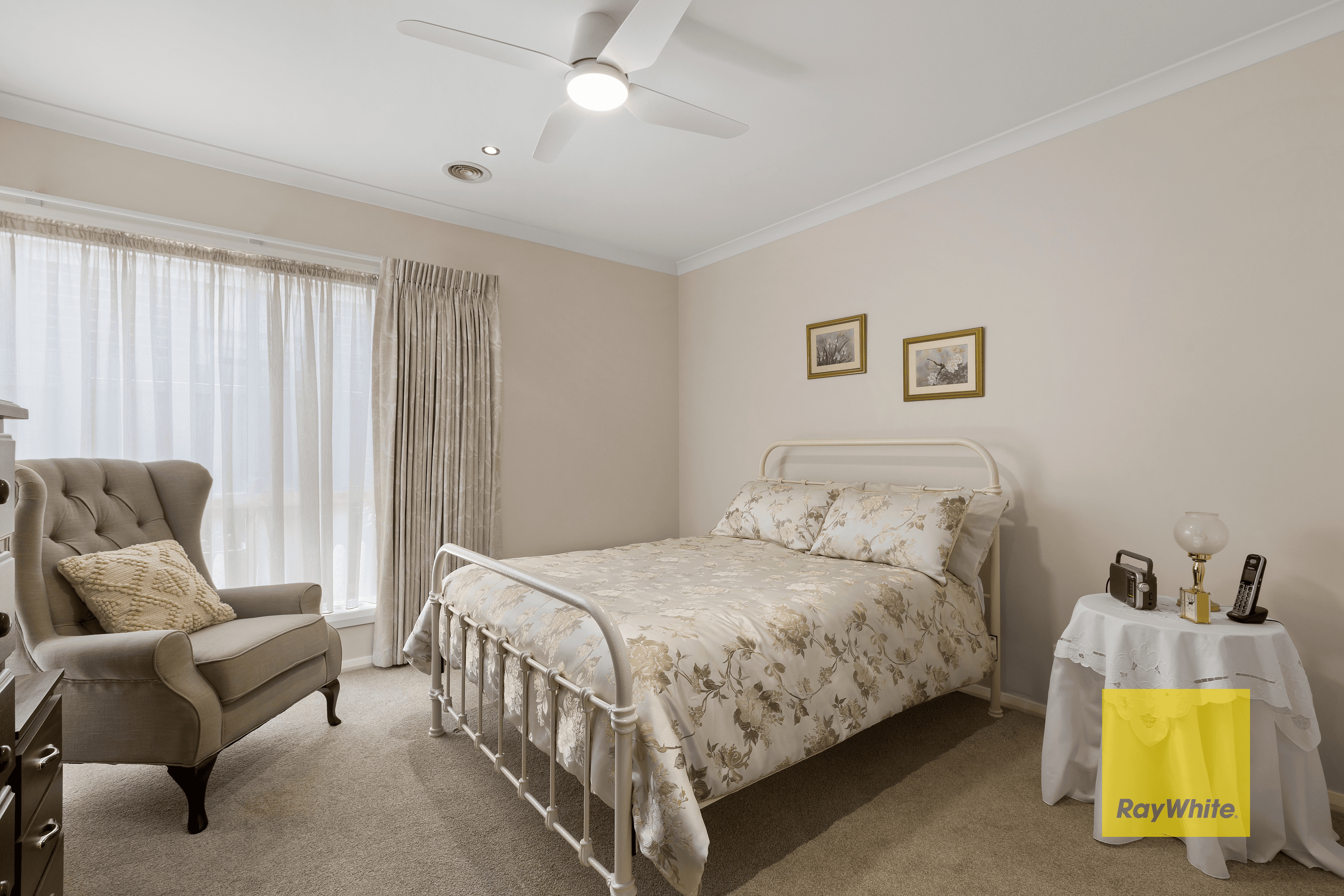 2/11 Matthews Street, GROVEDALE, VIC 3216