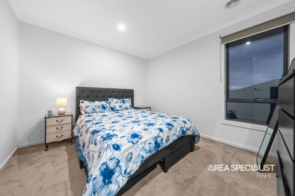 206 Saint Germain Boulevard, Clyde North, VIC 3978