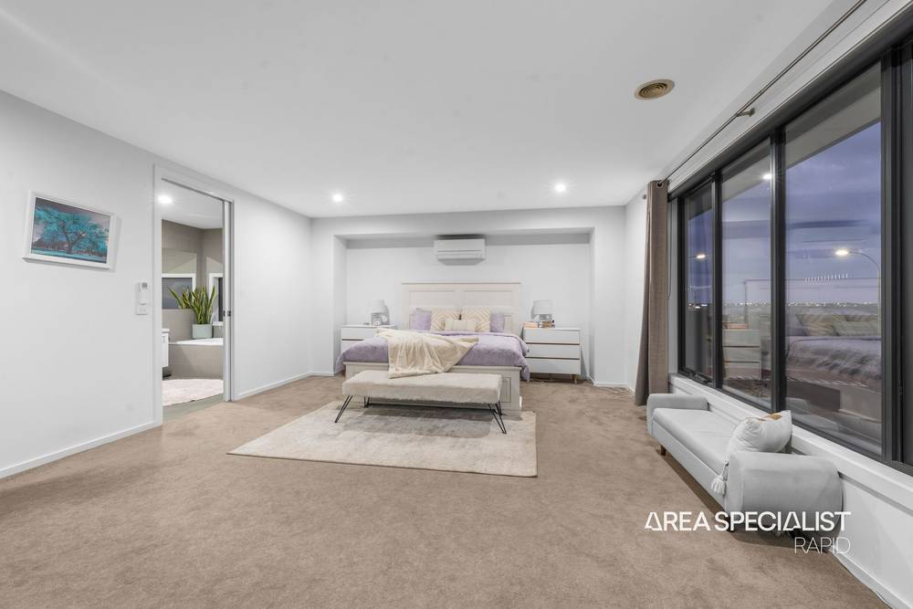 206 Saint Germain Boulevard, Clyde North, VIC 3978