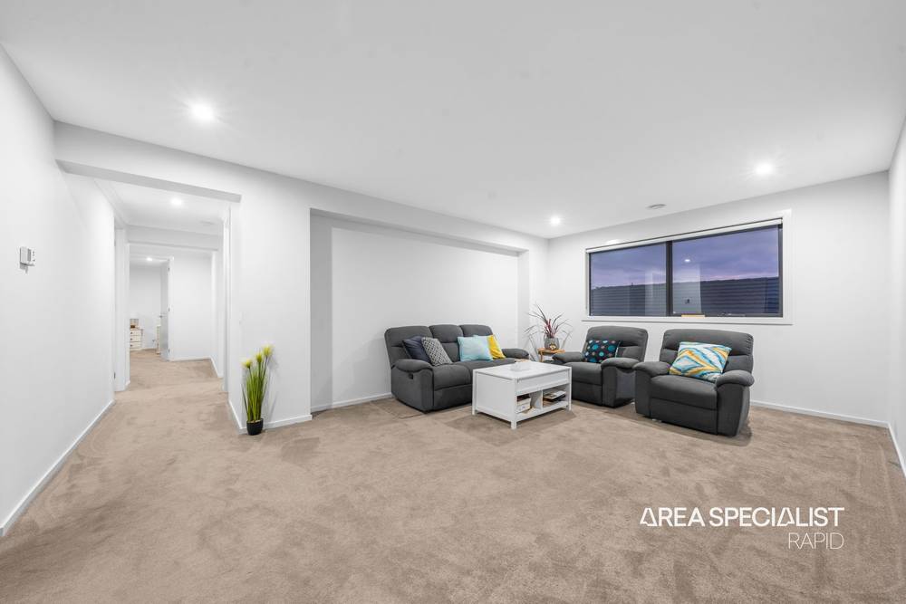 206 Saint Germain Boulevard, Clyde North, VIC 3978
