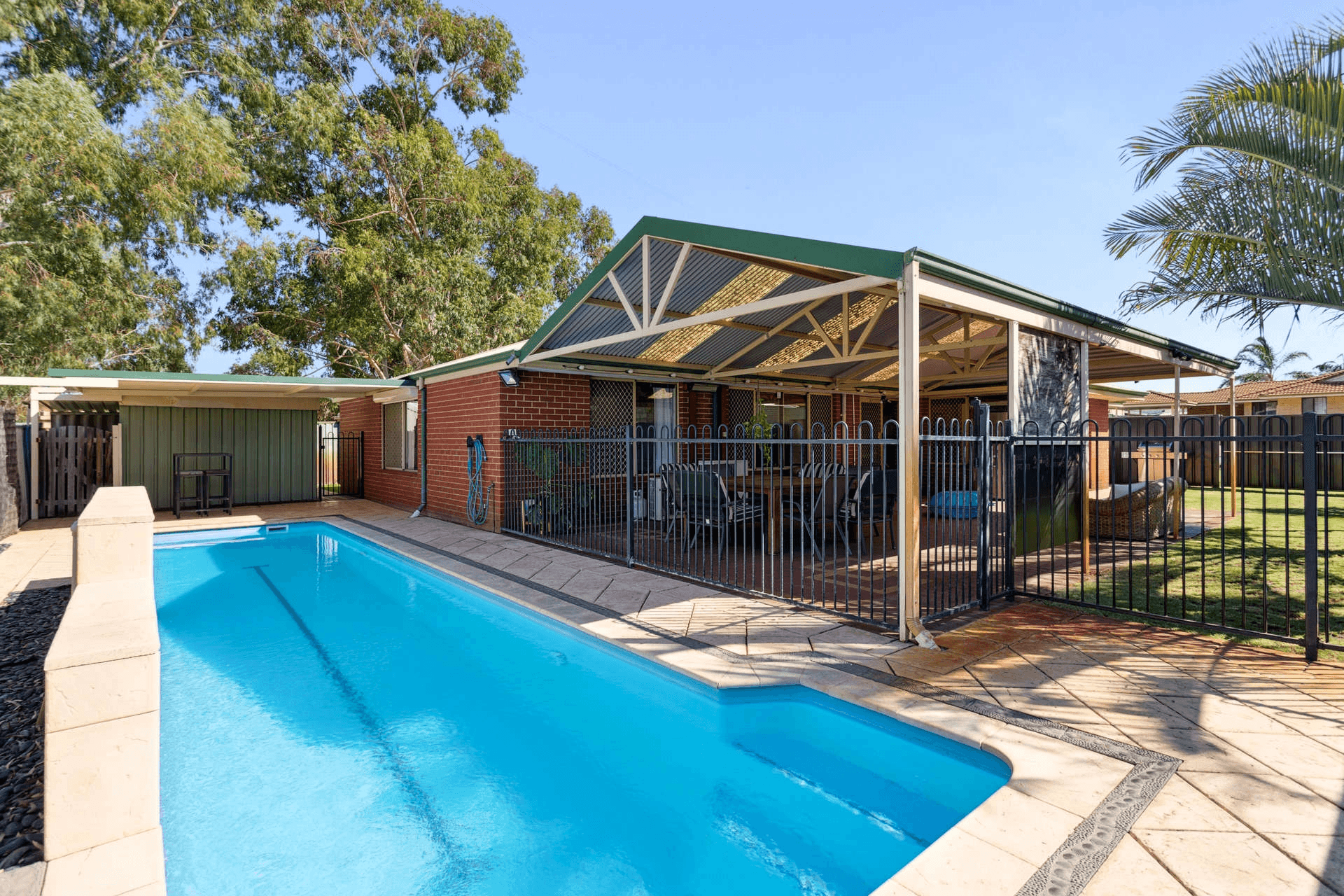 2 Elbrus Way, Caversham, WA 6055