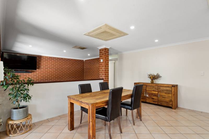 2 Elbrus Way, Caversham, WA 6055