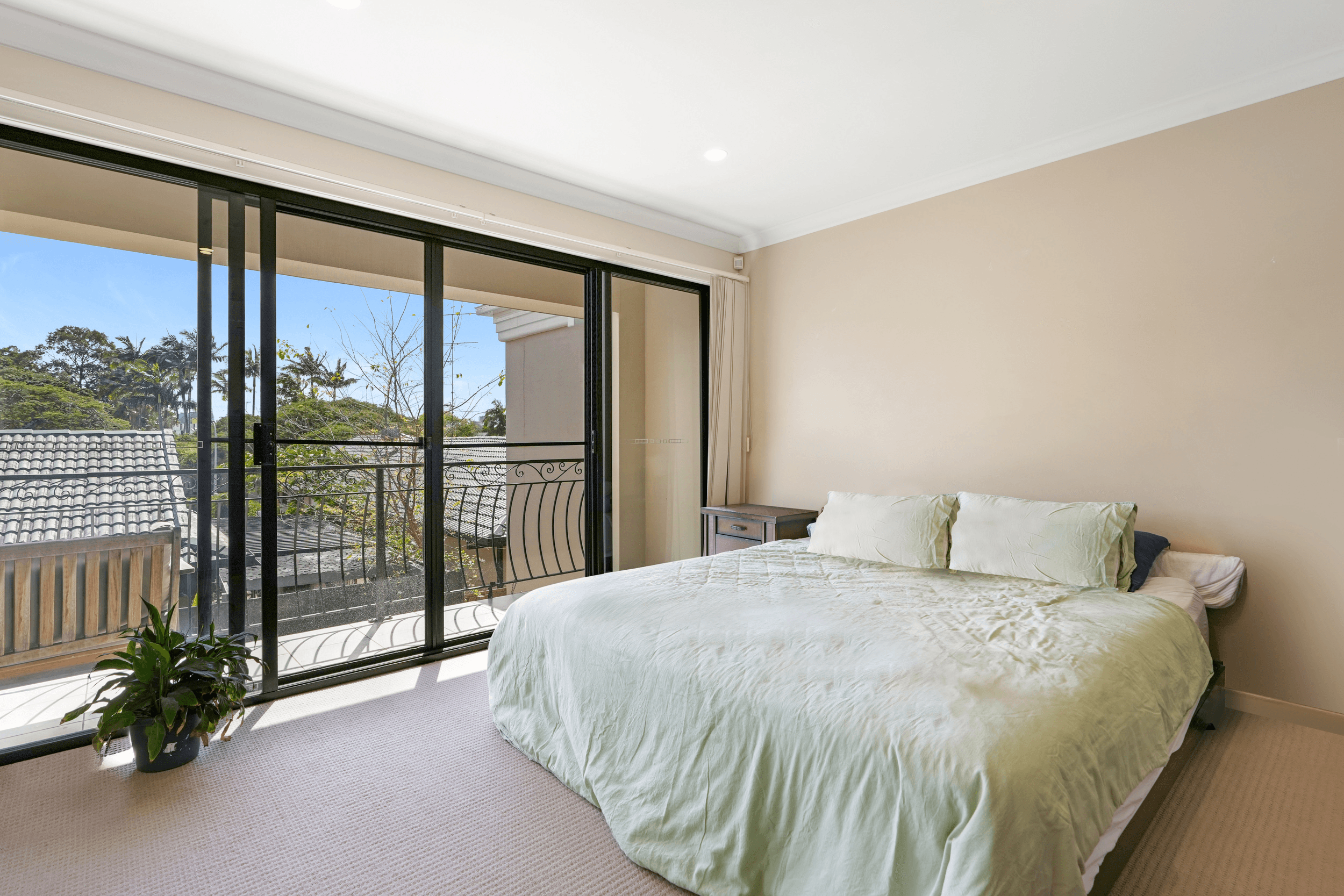 23/7 Elliott Street, SURFERS PARADISE, QLD 4217