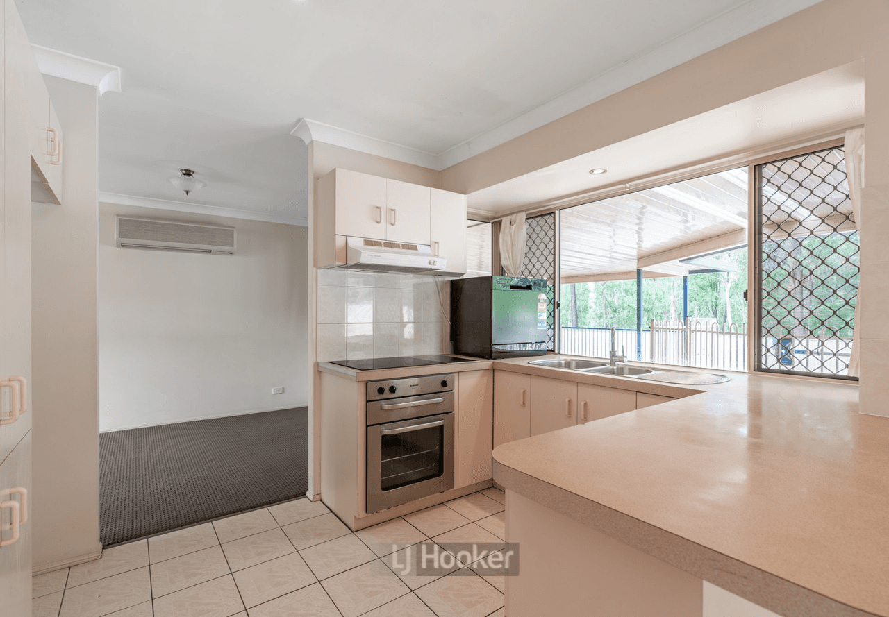 84 Haldham Crescent, REGENTS PARK, QLD 4118