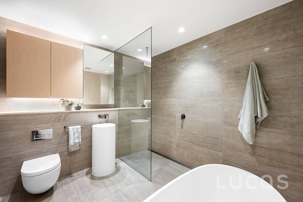 232 River Esplanade, Docklands, VIC 3008