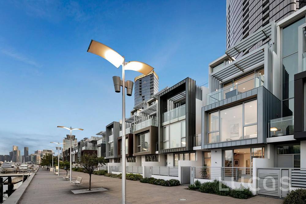 232 River Esplanade, Docklands, VIC 3008