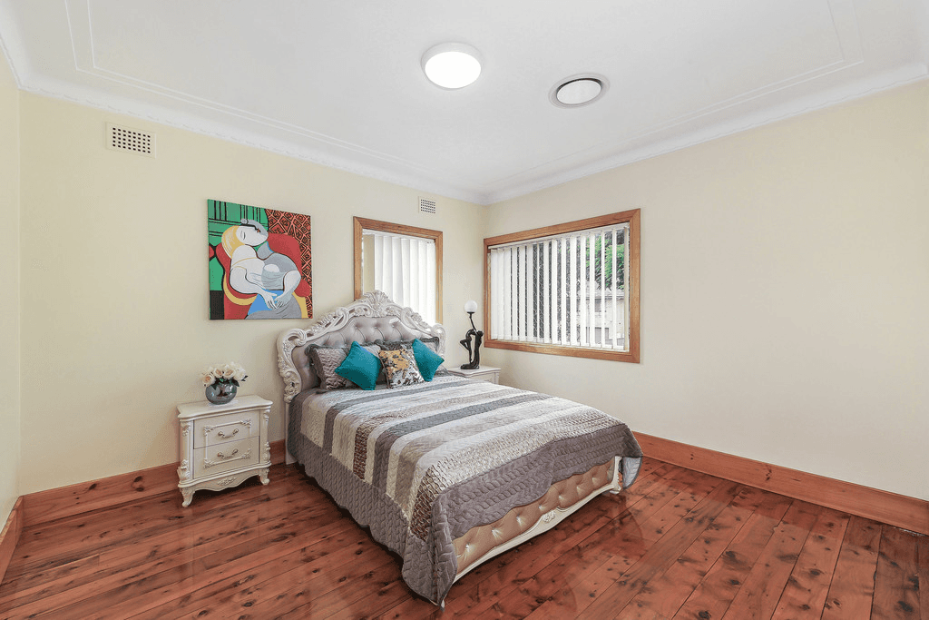 63 Waterside Crescent, CARRAMAR, NSW 2163