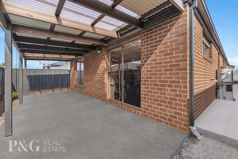 19 Flanker Way, CLYDE, VIC 3978