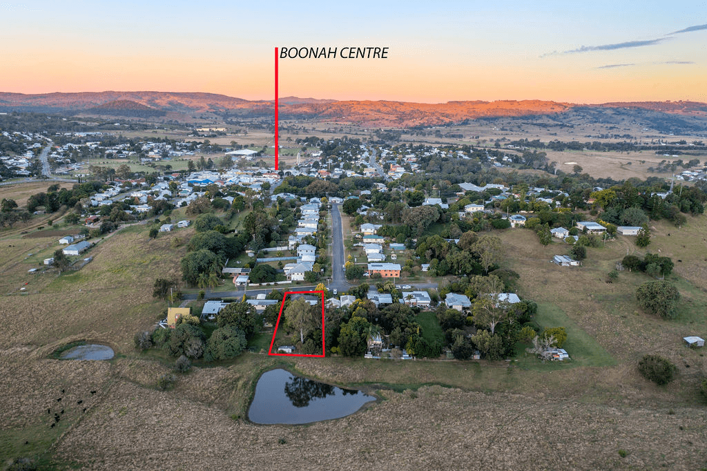 11 BETTS STREET, BOONAH, QLD 4310