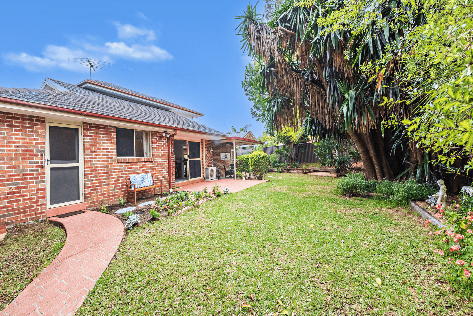 6/5 Park Street, PEAKHURST, NSW 2210