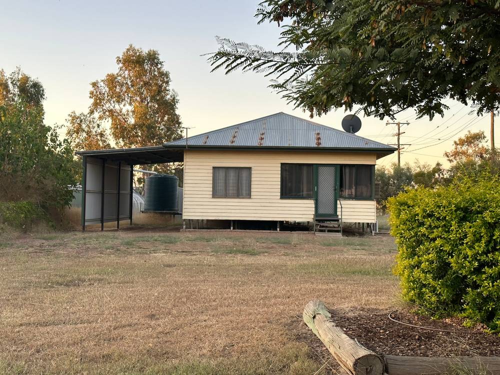 15 Torrs Road, ILFRACOMBE, QLD 4727