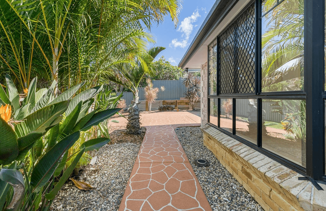 11 Wood Court, Kallangur, QLD 4503