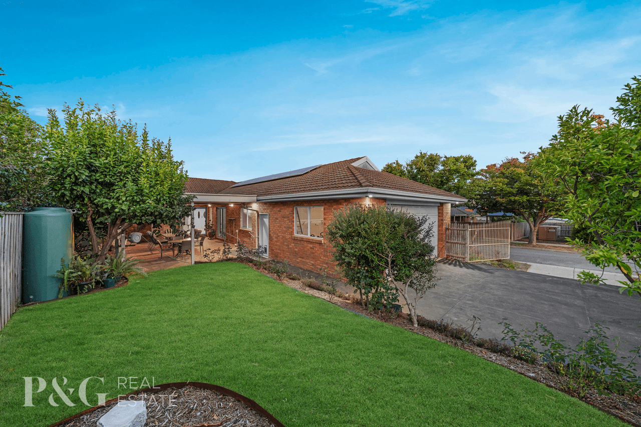 15 Wool Shed Road, NARRE WARREN SOUTH, VIC 3805