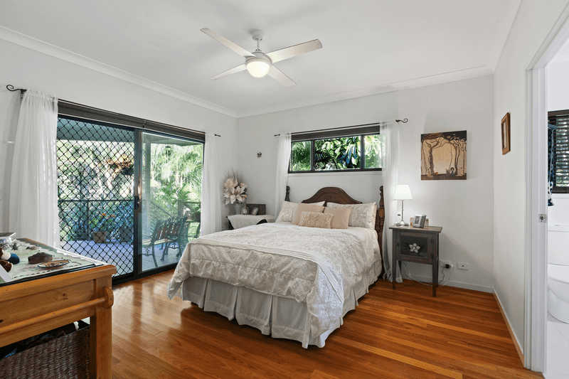 4 Mclean Place, NAMBOUR, QLD 4560