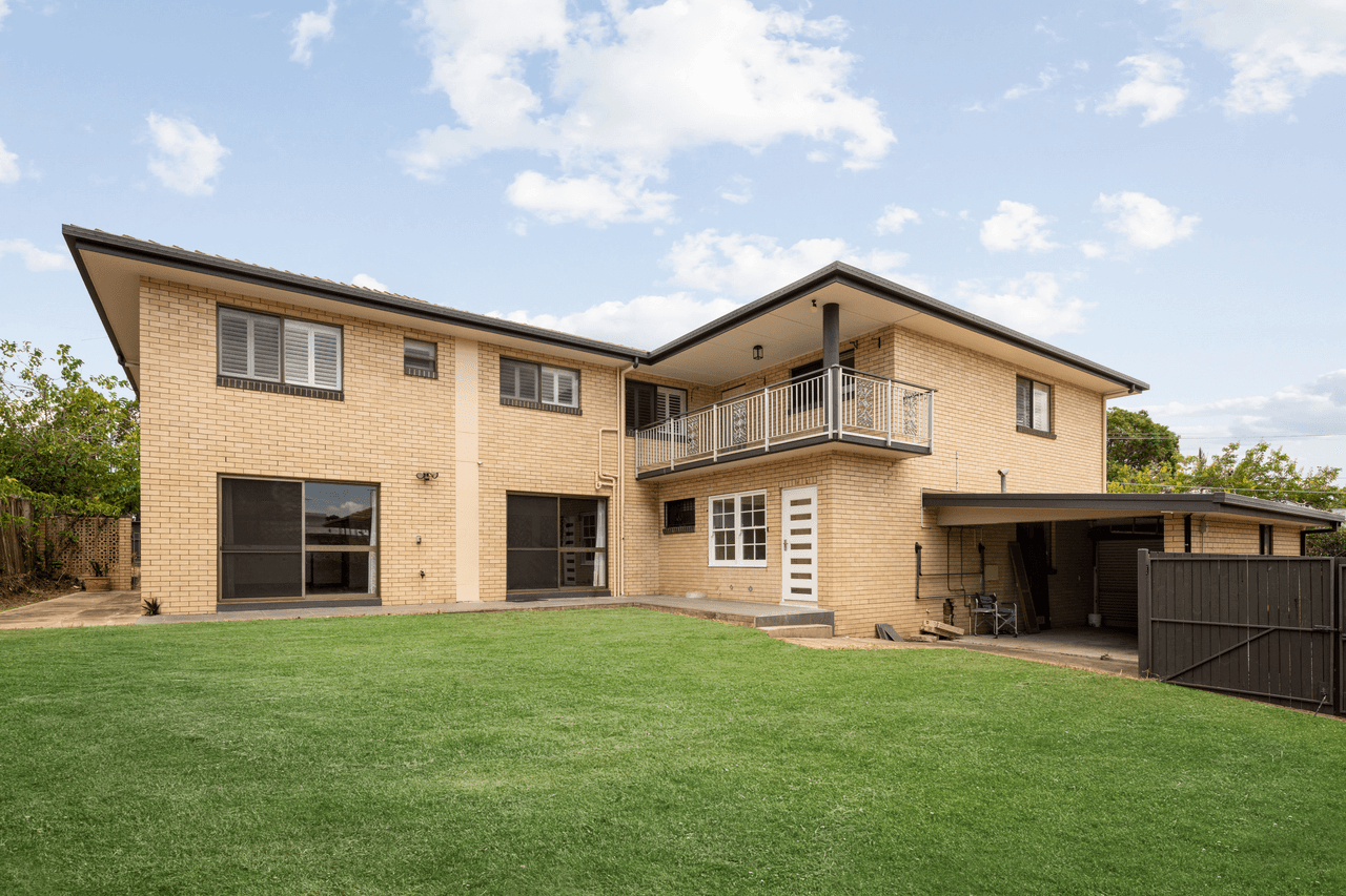 125 Rode Road, Wavell Heights, QLD 4012