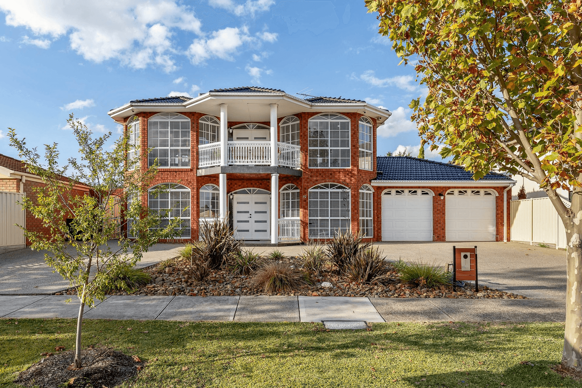 32 Palmerston Crescent, Taylors Lakes, VIC 3038