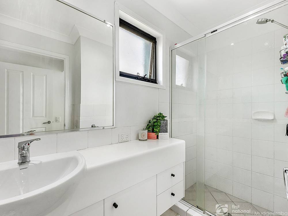 1/6 Faculty Crescent, Mudgeeraba, QLD 4213