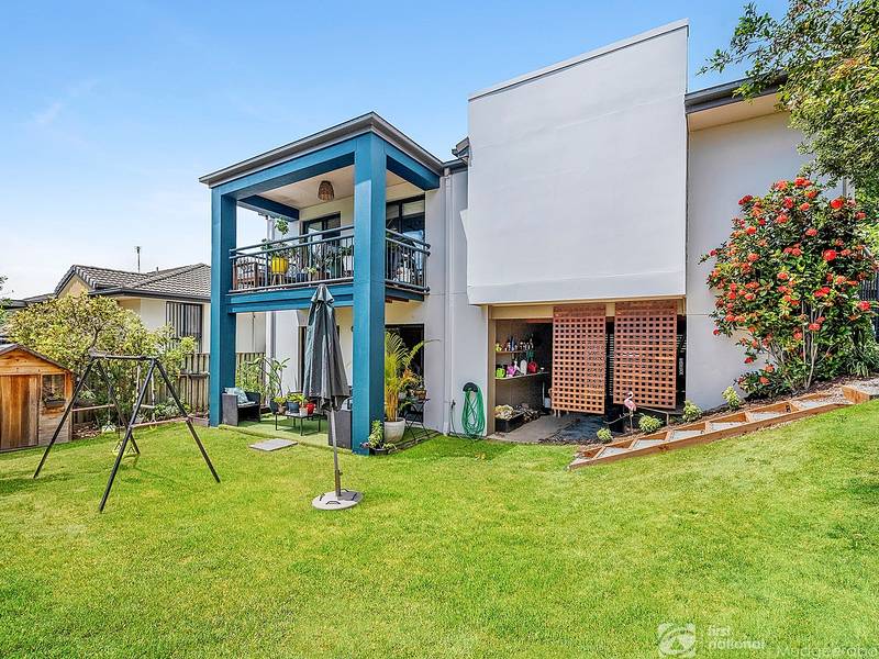 1/6 Faculty Crescent, Mudgeeraba, QLD 4213