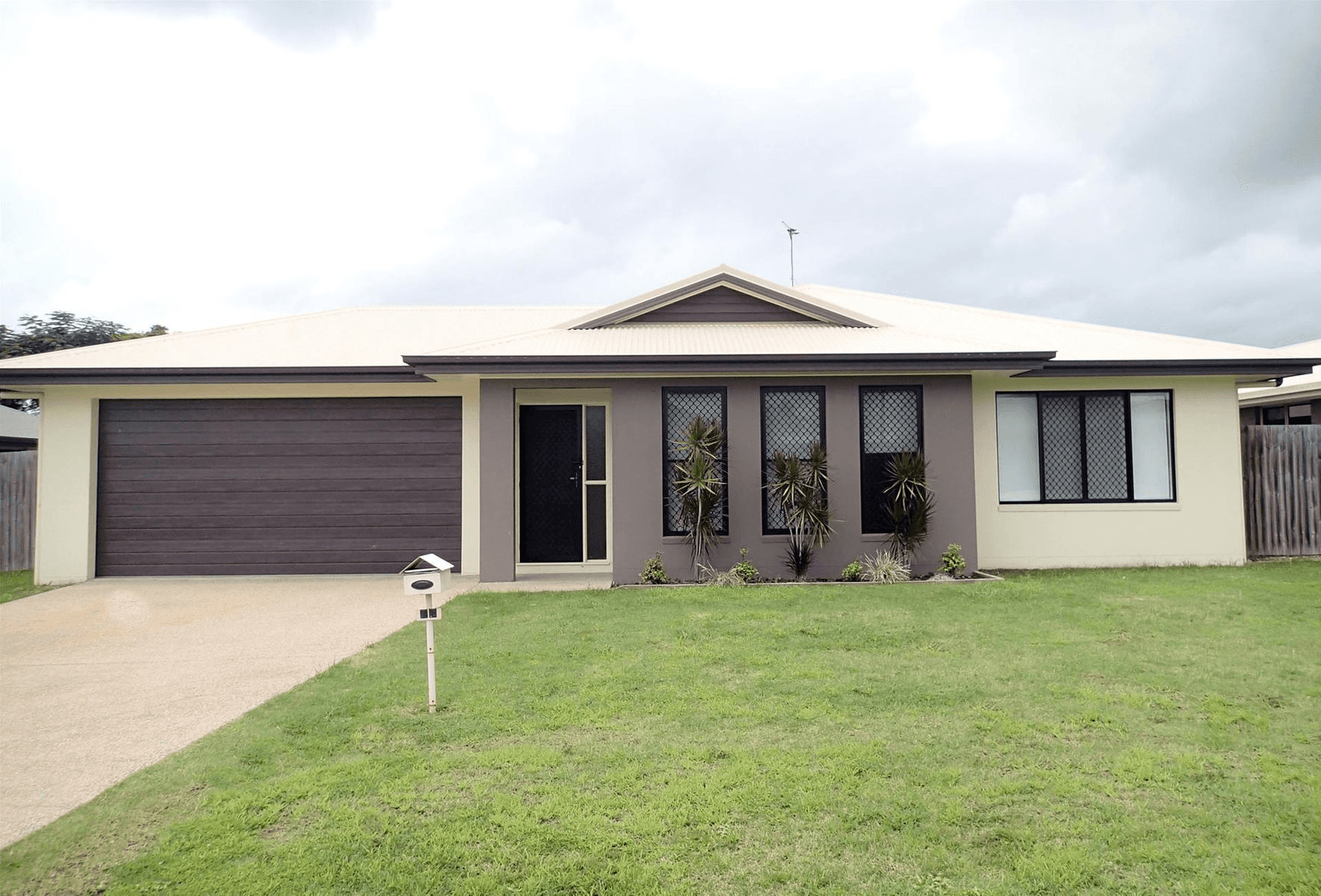 12 Pacific Avenue, Sarina, QLD 4737