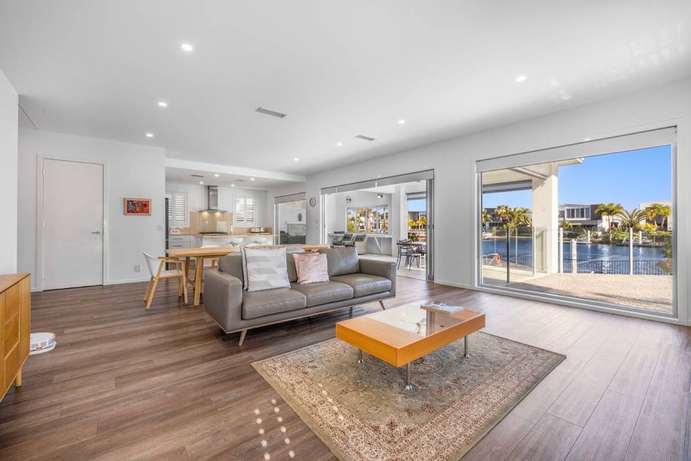 2 North Point Crescent, PELICAN WATERS, QLD 4551