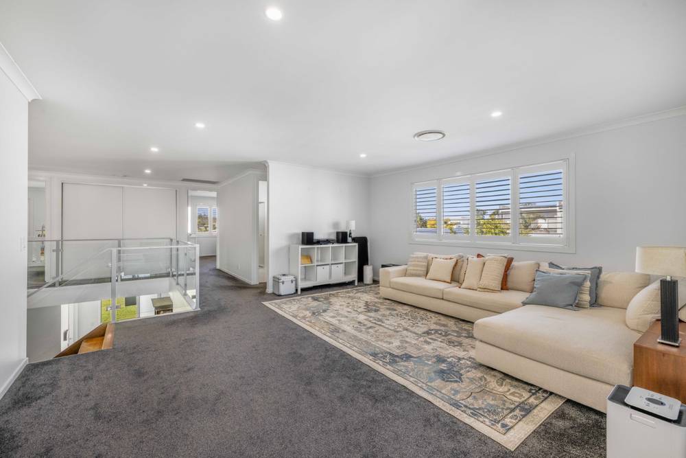 2 North Point Crescent, PELICAN WATERS, QLD 4551