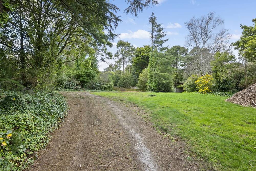 207A Eddy Avenue, Mount Helen, VIC 3350