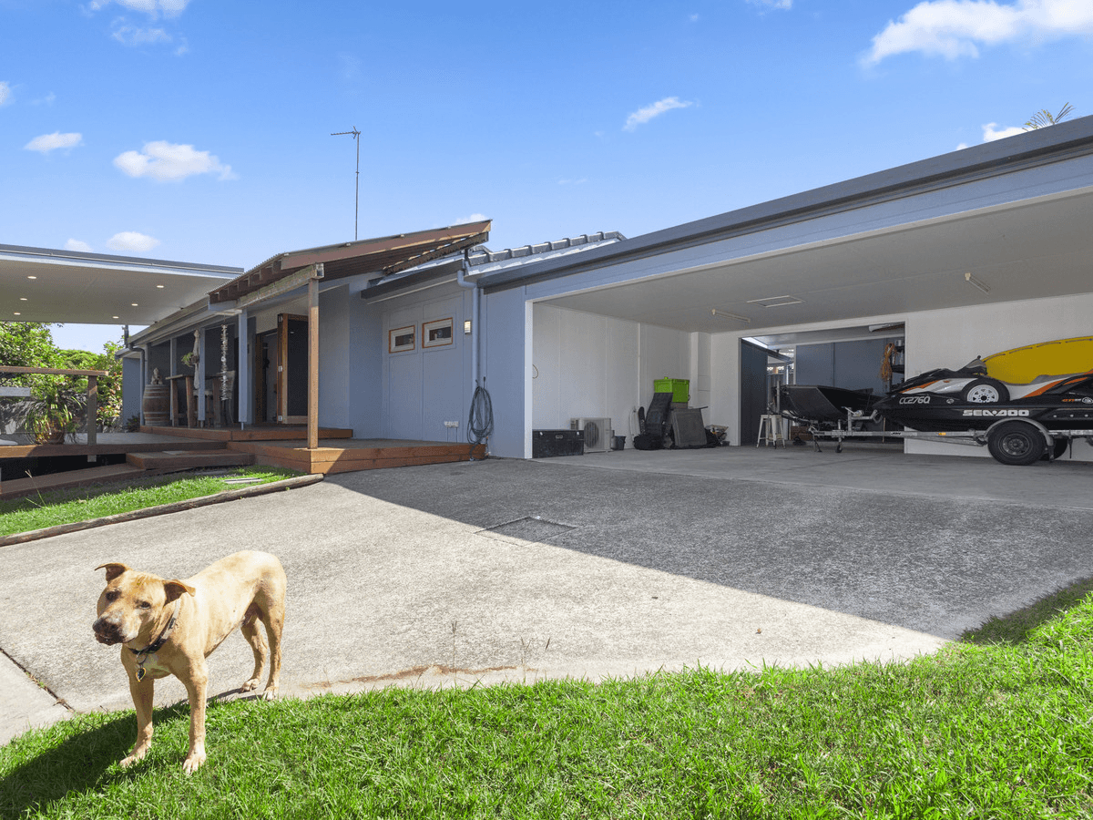 179 Burleigh Street, BURLEIGH WATERS, QLD 4220