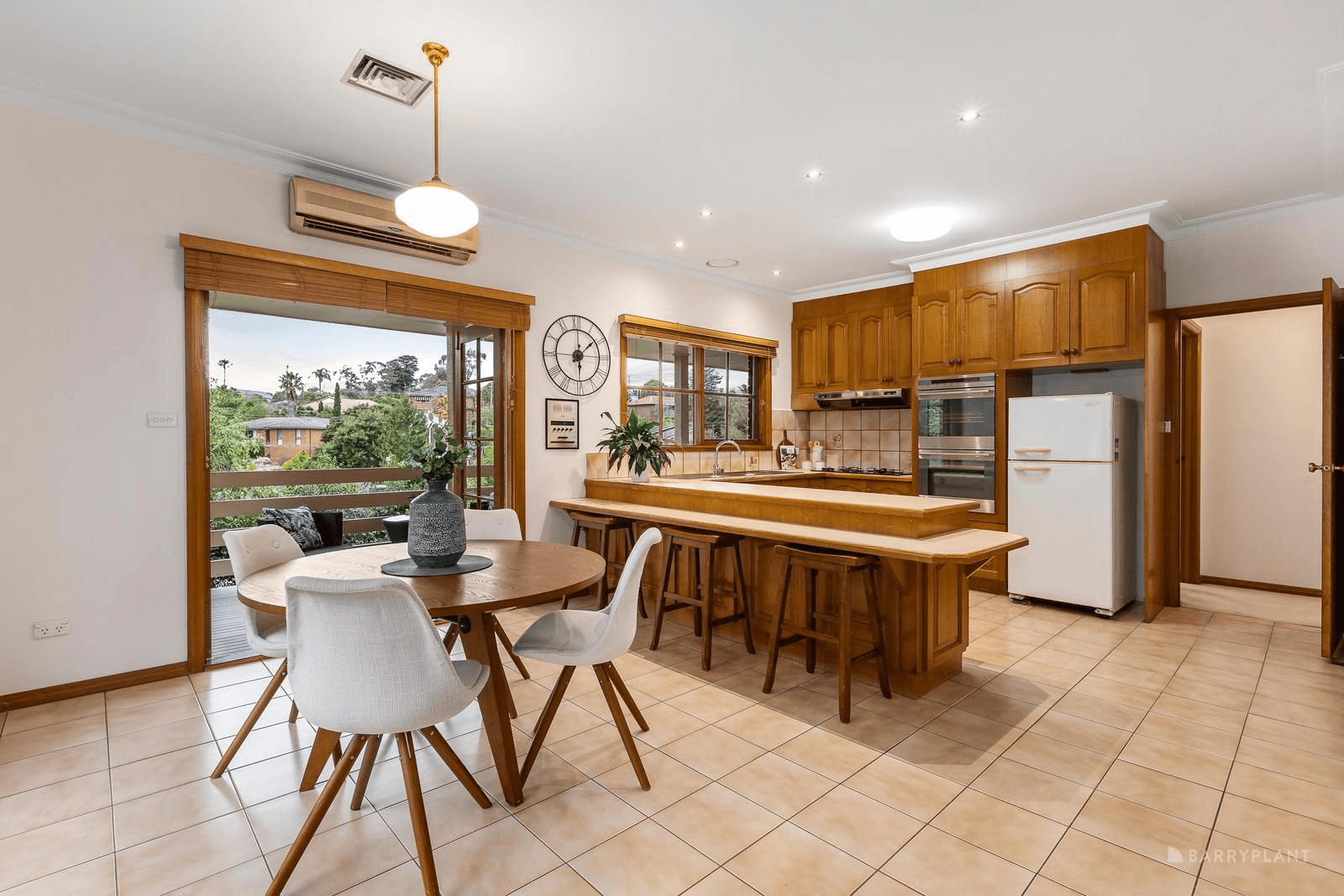 12 Romilly Avenue, TEMPLESTOWE LOWER, VIC 3107