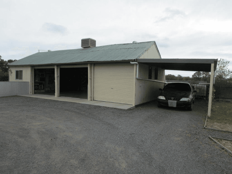 10 Wood Street, WARRACKNABEAL, VIC 3393