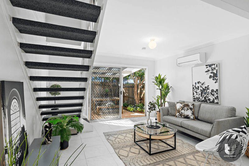 2/221 Middle Street, Cleveland, QLD 4163