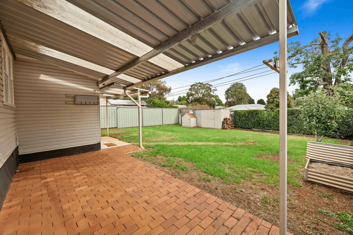 22 Shiel Street, Rangeville, QLD 4350