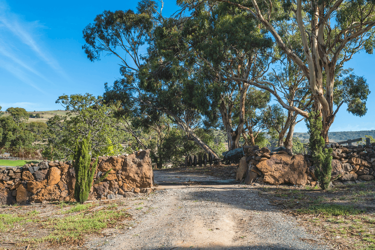 1457 Glenmore Road, Glenmore, VIC 3340