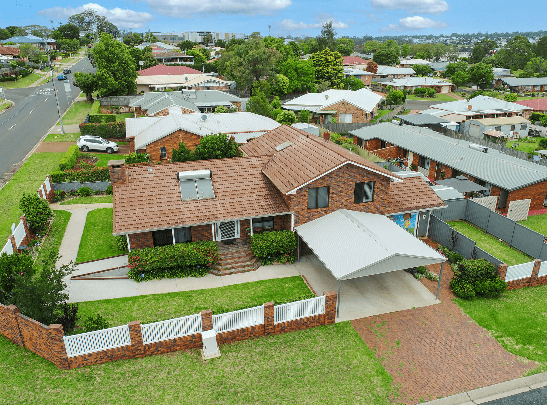 417 Hume Street, KEARNEYS SPRING, QLD 4350