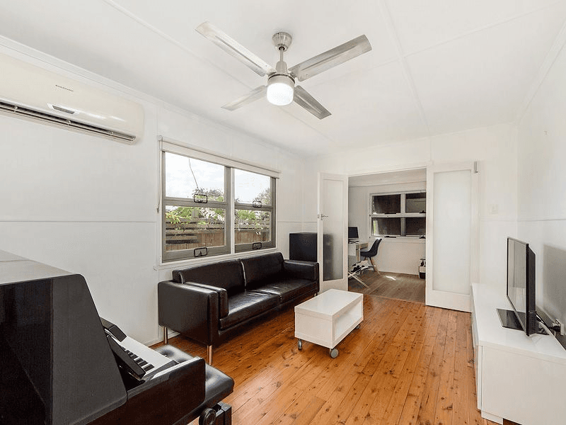38 Dowling Dve, SOUTHPORT, QLD 4215