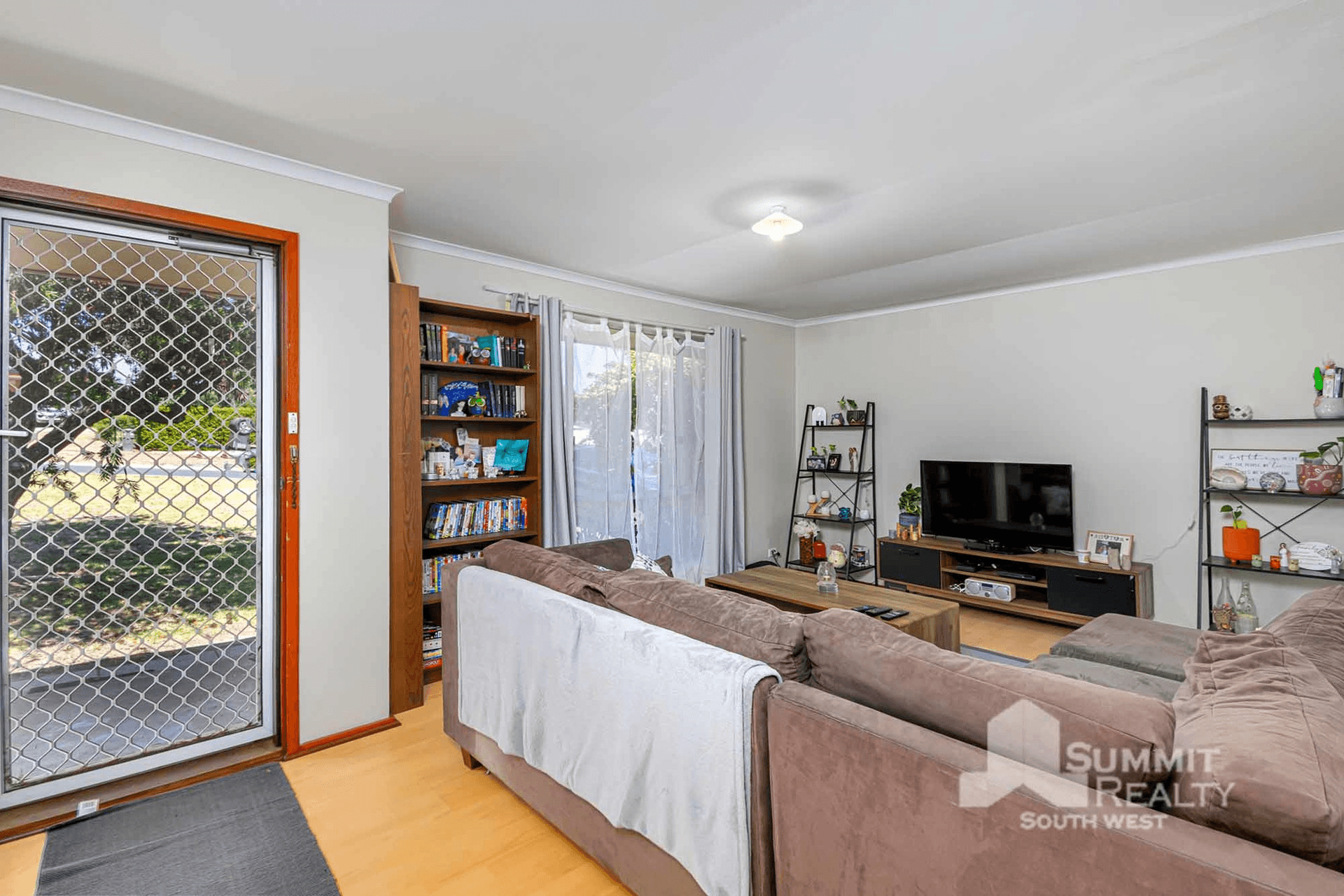 16 Castle Place, Donnybrook, WA 6239