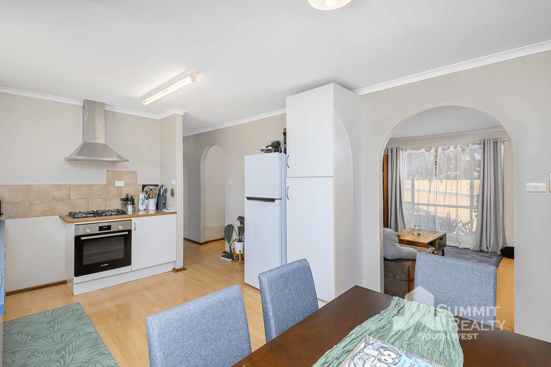 16 Castle Place, Donnybrook, WA 6239