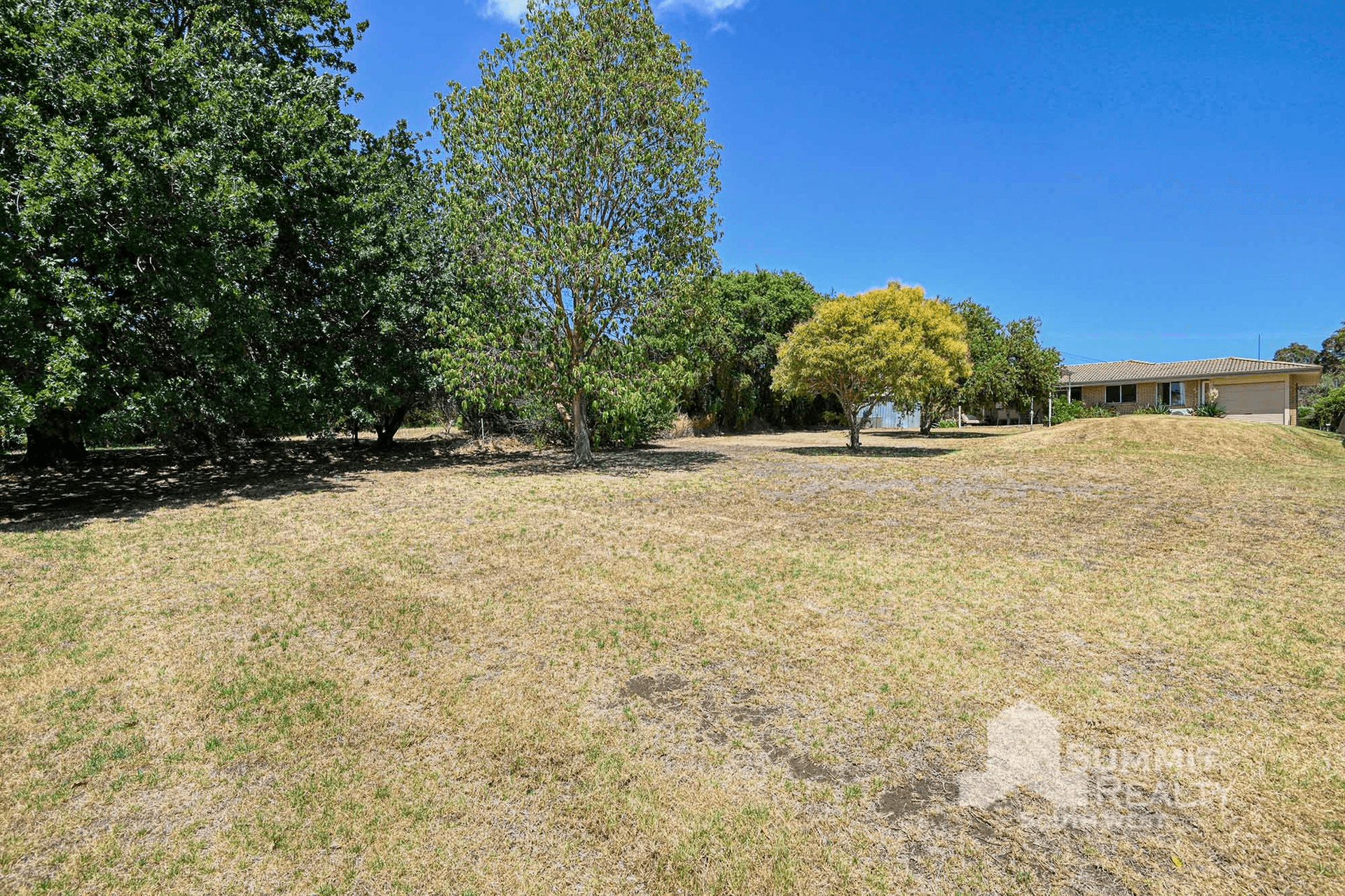 16 Castle Place, Donnybrook, WA 6239