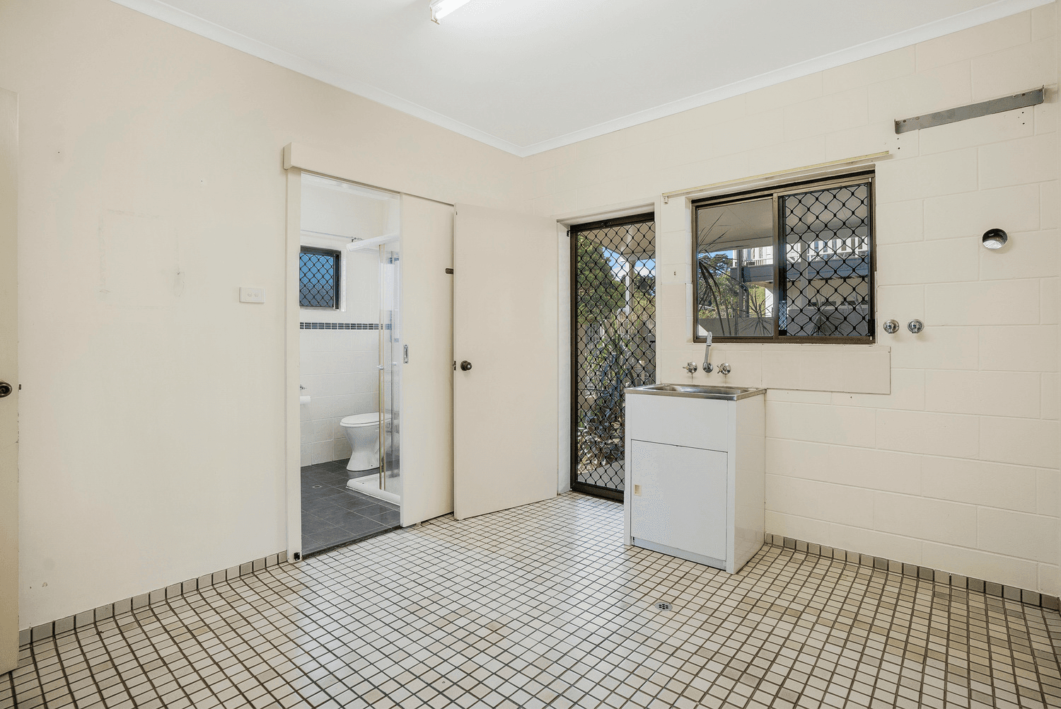 7 Sapphire Close, Bayview Heights, QLD 4868