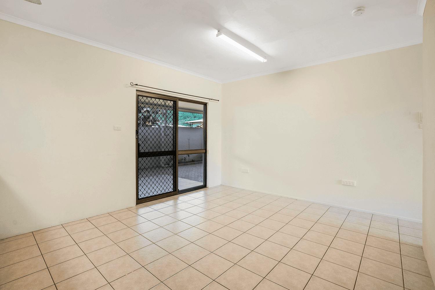 7 Sapphire Close, Bayview Heights, QLD 4868