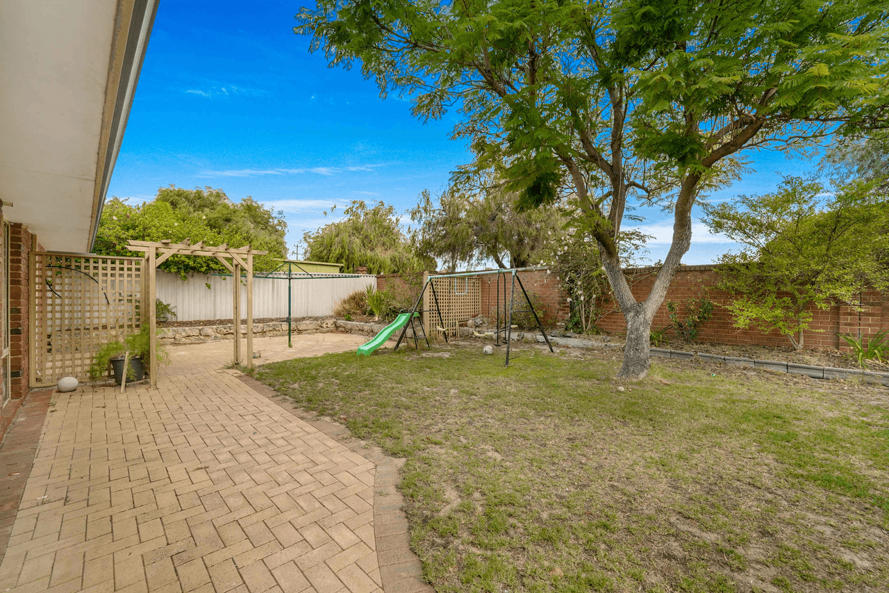 53 Valley Brook Road, CAVERSHAM, WA 6055