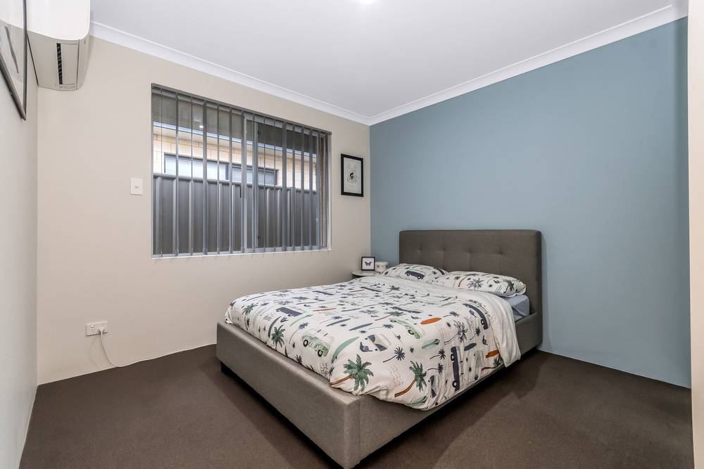 23 Charnwood Grove, Hilbert, WA 6112