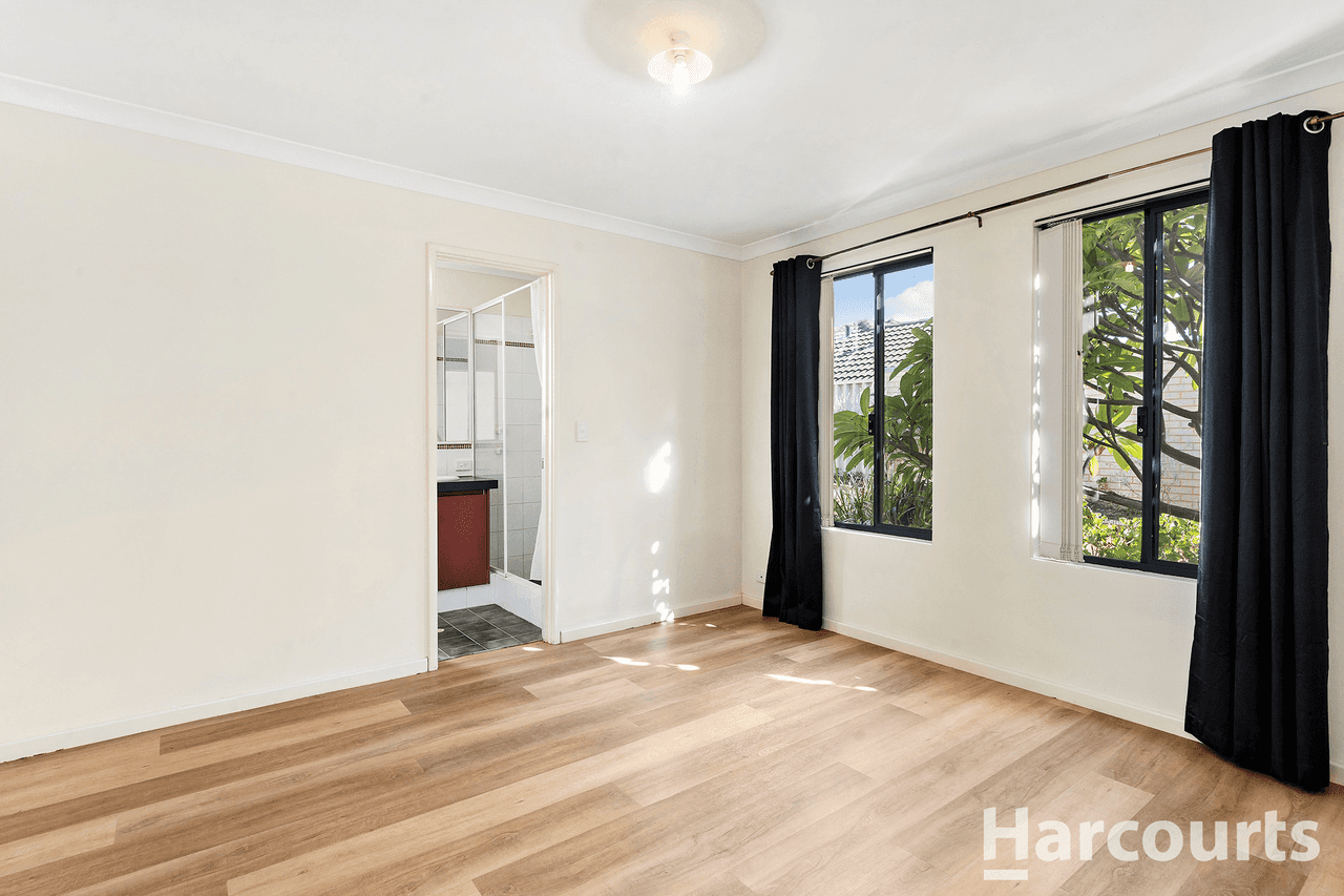 2/73 Gibson Street, MANDURAH, WA 6210