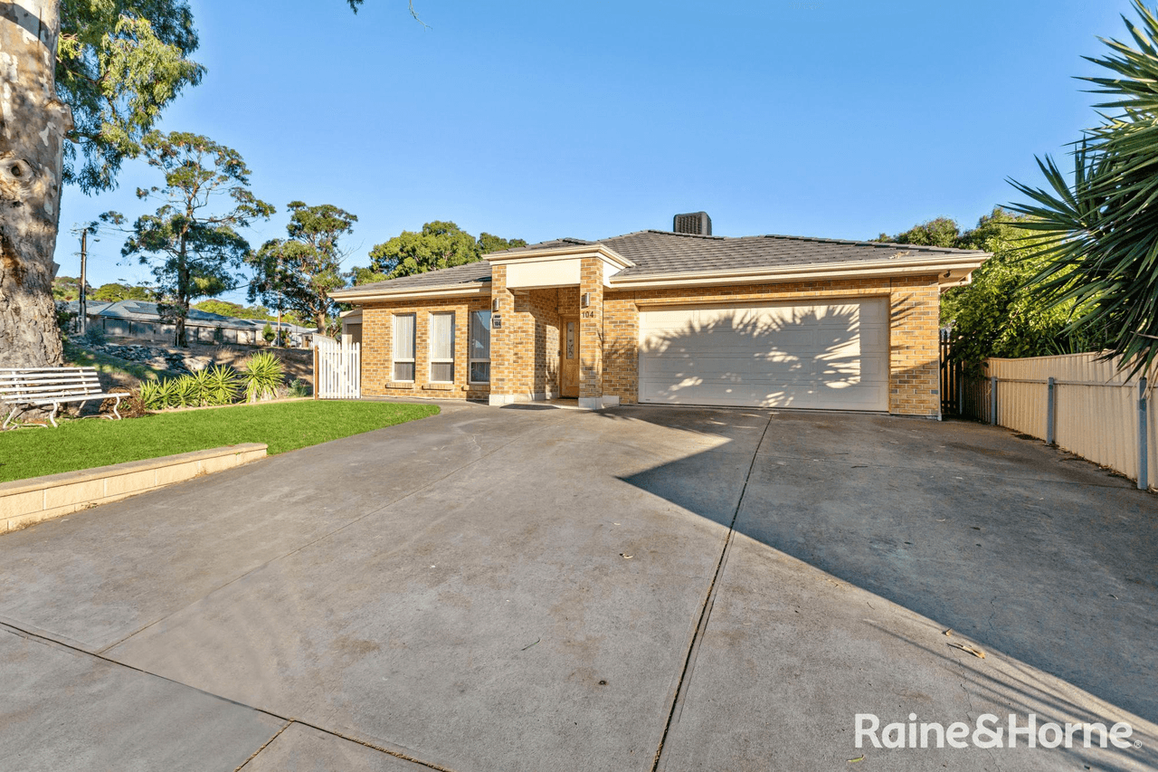 104 Penneys Hill Road, HACKHAM, SA 5163