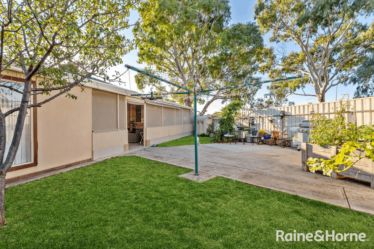 104 Penneys Hill Road, HACKHAM, SA 5163