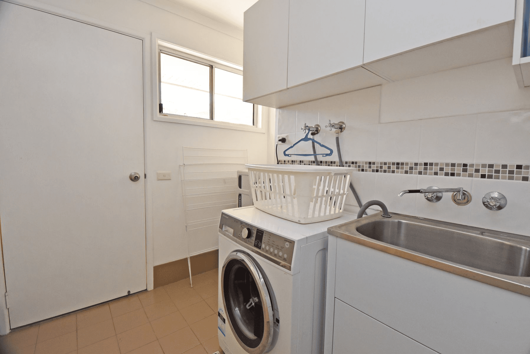 14 Paroz Crescent, BILOELA, QLD 4715